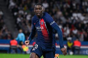 罗马诺：热刺接近与穆阿尼达成个人协议，坚持加入强制买断条款