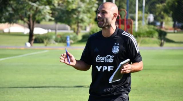 博鱼体育入口-挂靴一年 小马哥在阿根廷U20主帅位子上学习成长