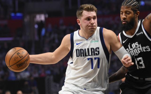 博鱼体育平台-创造球队八成进攻机会 东契奇沉船领军抢占天王山